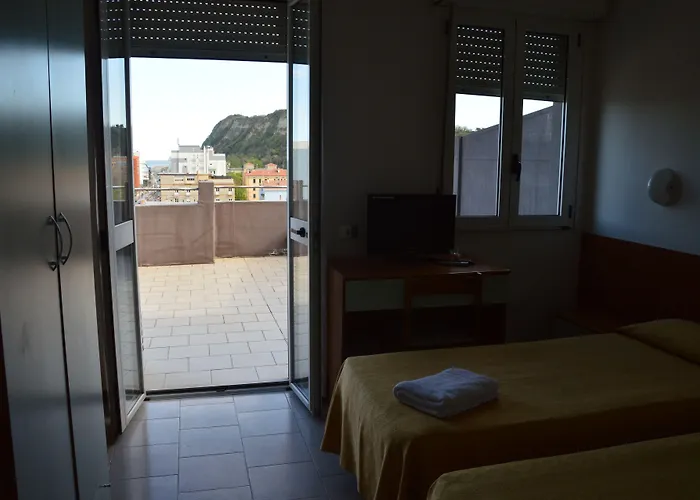 Hotel Caesar Pesaro